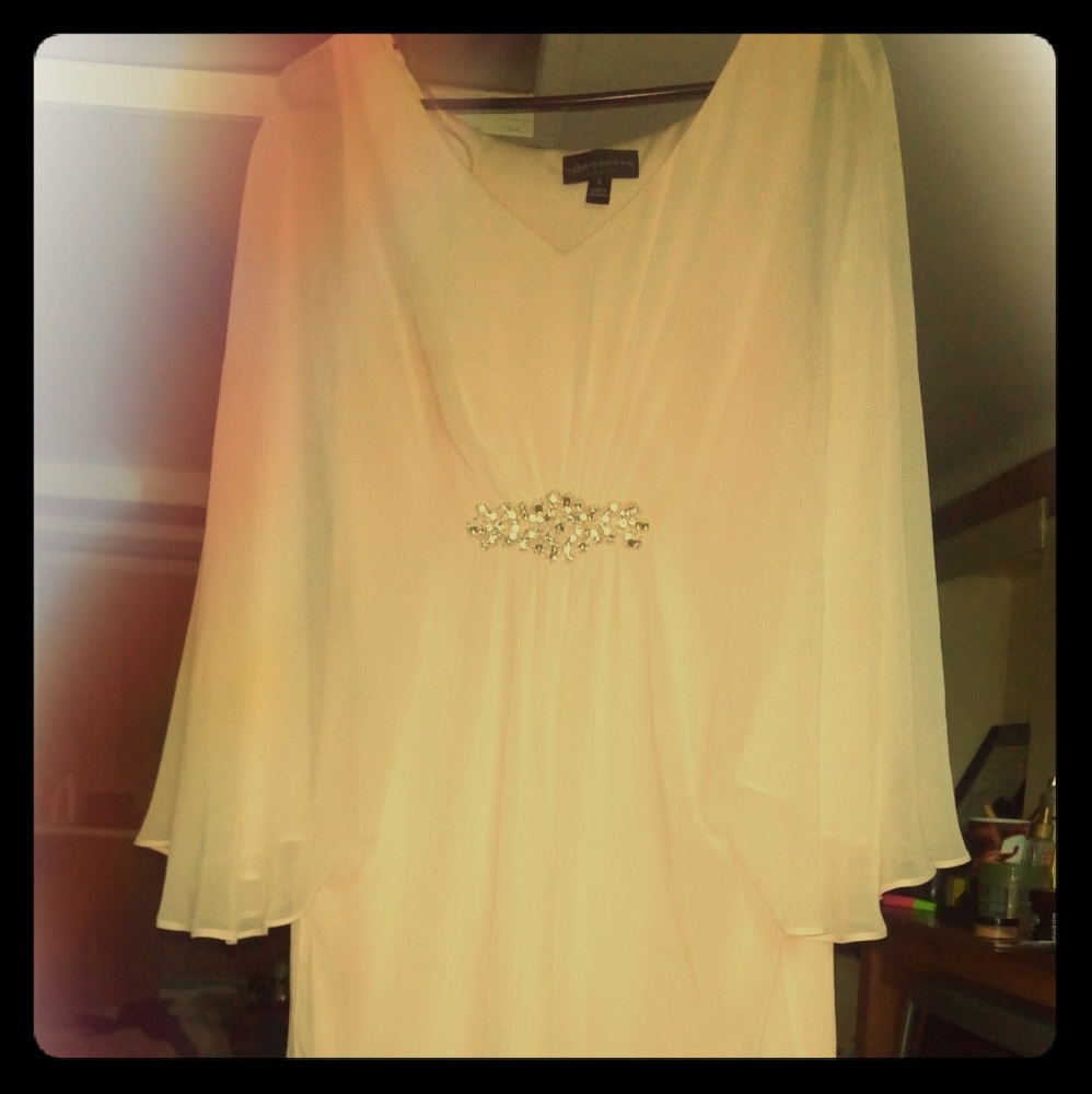 Short flowy dress